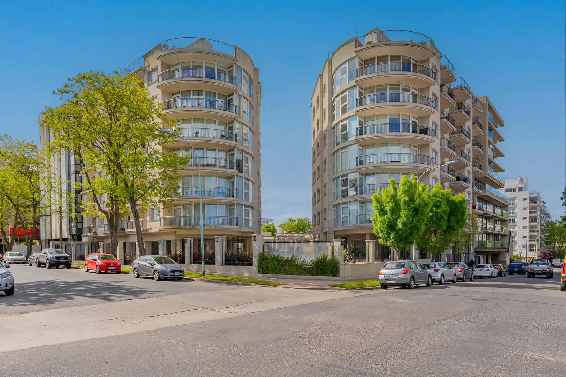 Departamento de categoría en el entorno de Güemes Residencial