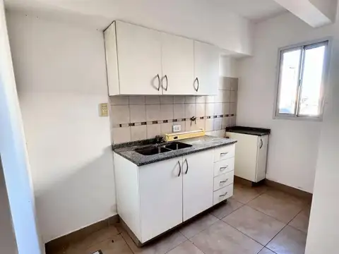 Departamento en Alquiler en Cabal, $ 750.000