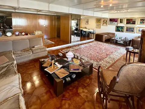 Departamento en Venta de 4 dormitorios