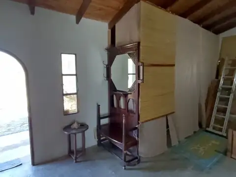 Casa 4 ambientes con 1 baño