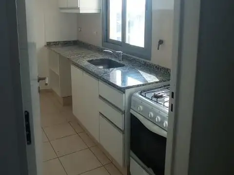 Departamento a la venta B° Gral Paz con balcón