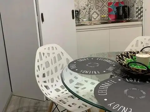 Esmeralda 700, Piso 6