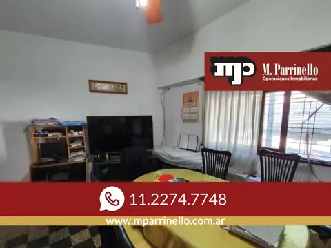 PH de tres ambientes con patio-en venta