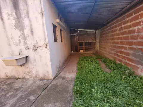 Tacuarí 673