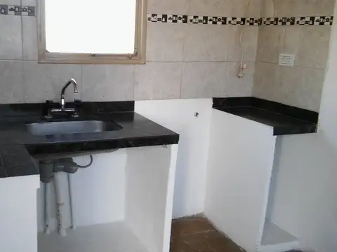 Depto Tipo Casa en Alquiler de 2 ambientes