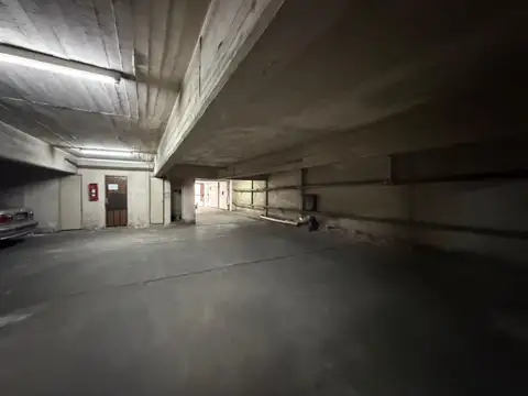 COCHERA CENTRICA EN VENTA - SANTA FE