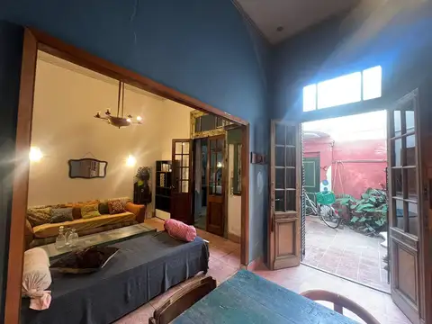 Depto Tipo Casa 5 ambientes con 2 baños