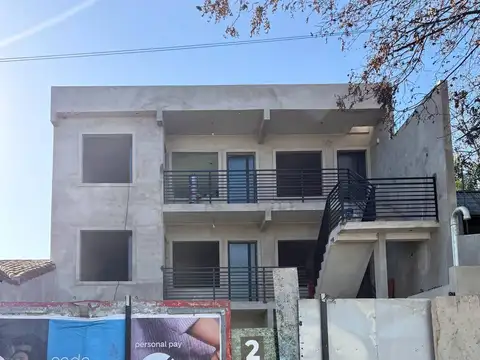 DEPARTAMENTO 2 1/2 AMB - 1° PISO AL FRENTE - CON BALCON - ENTREGA JULIO 2026