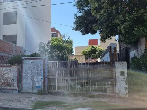 VENTA LOTE PROPIO CASEROS CENTRO INVERSOR 