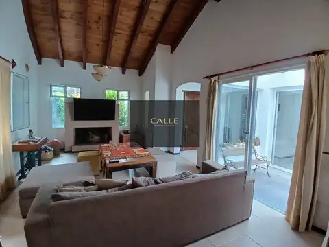 Casa en Venta de 4 dormitorios
