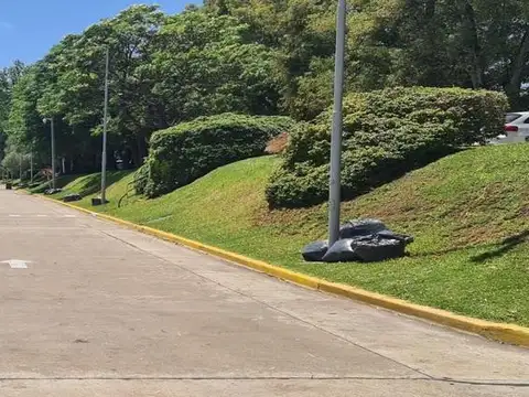 Depósito en AAA en Pacheco
