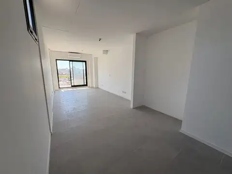 OPORTUNIDAD - Venta de departamento en Parque Patricios – Monoambiente de 43 m² con balcón