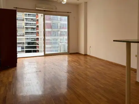 Departamento en Alquiler en Villa Urquiza, $ 600.000