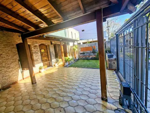 Oficina en Venta con 2 cocheras