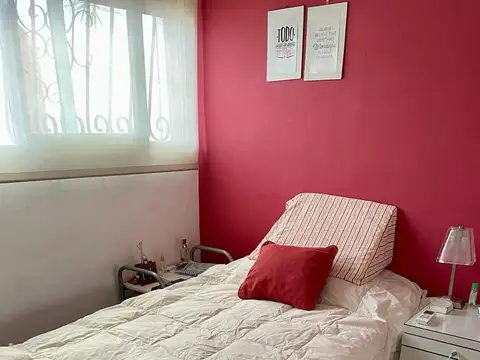 FLORESTA, Casa 4amb+hab serv y garage p/ 2 autos
