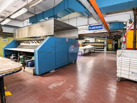 Local en Venta 71 años