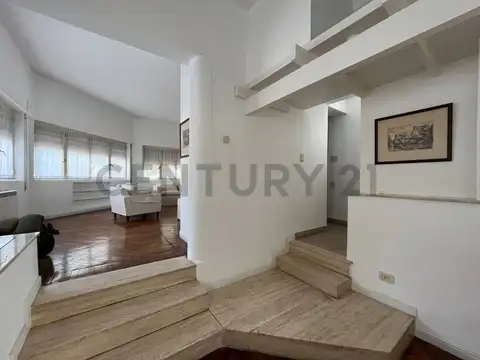 CASA EN ALQUILER DE 2 DORMITORIOS - LA PLATA CENTRO - PLAZA MORENO - AMOBLADA