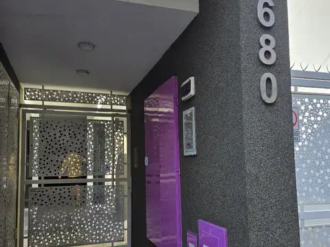 SAENZ PEÑA   MAGNIFICO 3 AMBIENTES AL FRENTE CON BALCON  CON  RENTA