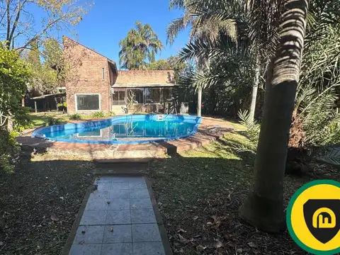 Casa 5 ambientes con 2 baños