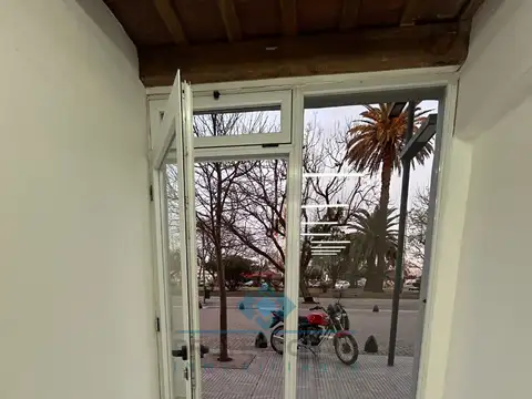 Local en Alquiler en Jesus Maria, $ 700.000