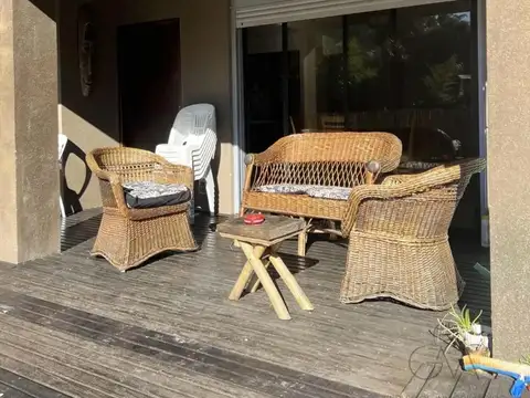 Casa 6 ambientes con 3 baños