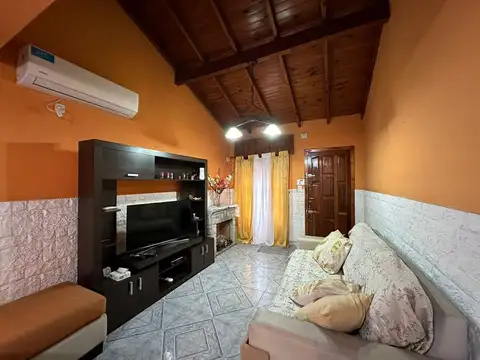 VENTA CASA 3 AMBIENTES EN QUILMES