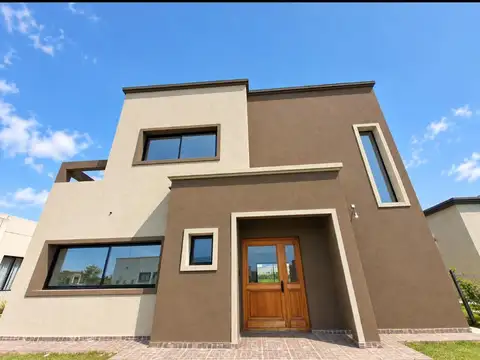 Casa con escritorio en venta San Pablo Pilar y Financiacion