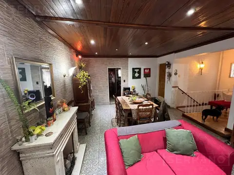 Depto Tipo Casa en Venta de 3 ambientes