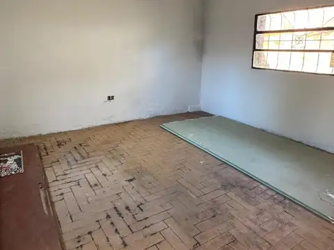 Depto Tipo Casa en Venta en Isidro Casanova, USD 46.000