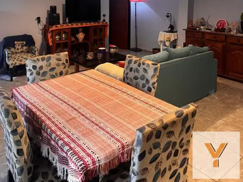 Depto Tipo Casa en Alquiler de 2 ambientes