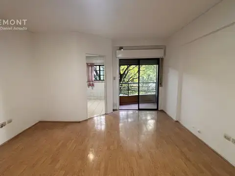 Avenida Directorio 900