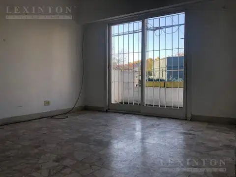 Depto Tipo Casa en Alquiler de 2 dormitorios