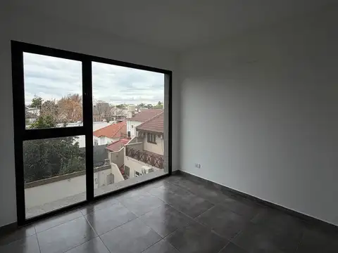 Departamento en Alquiler en Ituzaingo Sur, $ 800.000