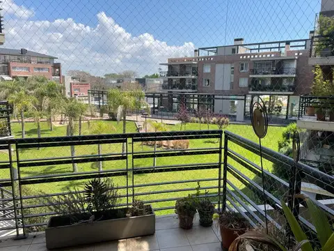 Excelente Departamento en Venta 3 amb y cochera en Beccar Plaza I