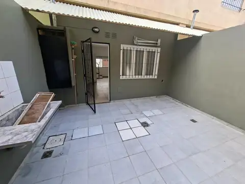 ALQUILER DUPLEX EN 2 PLANTAS DE 2 DORM. SIN EXPENSAS  