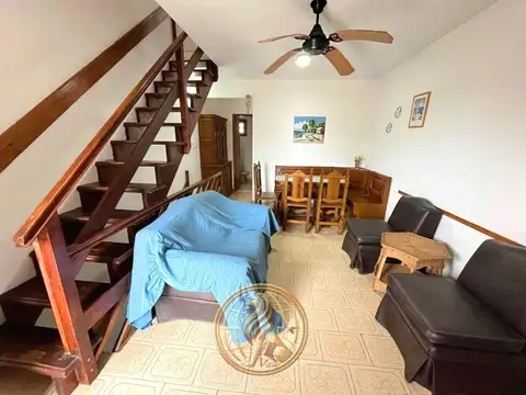 Depto Tipo Casa en Venta de 3 ambientes