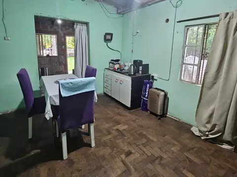 Casa 3 ambientes con 1 baño
