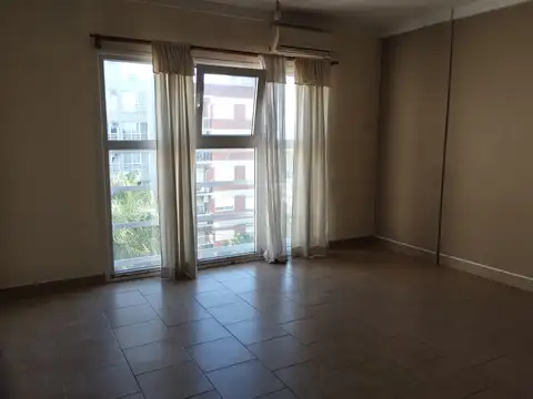 Departamento en Alquiler en Centro, $ 400.000
