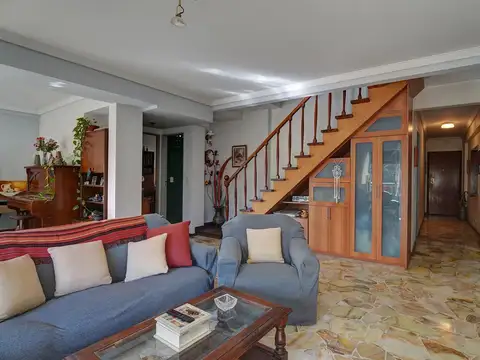 Departamento 5 ambientes con 2 baños