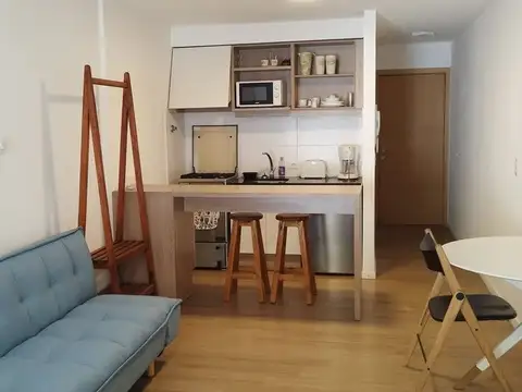 Apartamento Alquiler Pocitos Amueblado y balcón