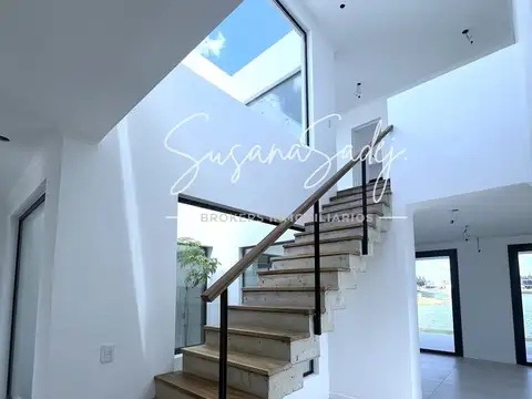 Casa Chalet  en Venta en Santa Ana, Villanueva, Tigre