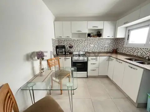 ALQUILER DEPARTAMENTO 3 AMBIENTES, CASEROS CENTRO