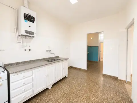 PH de 3 ambientes con patio y terraza