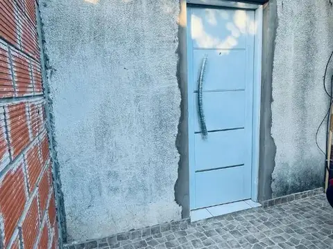 Casa en Venta en Campana, USD 90.000