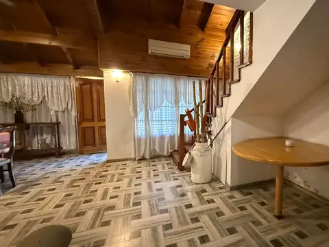 Depto Tipo Casa en Venta 36 años