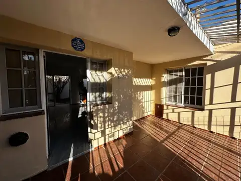 Casa en Alquiler en Yapeyu, $ 650.000