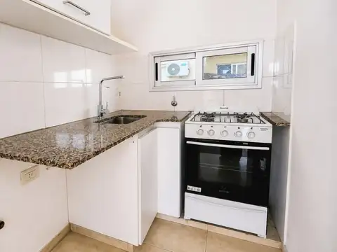 Departamento en Alquiler en Caseros, $ 480.000