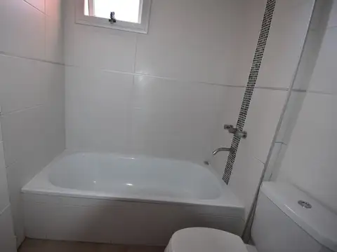 Departamento en Alquiler en Quilmes, $ 650.000