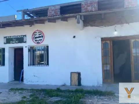 Casa 2 ambientes con 1 baño