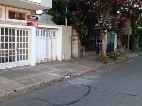 Depto Tipo Casa 3 ambientes con 2 baños